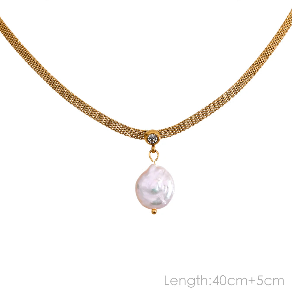Trendy Freshwater Pearl Pendant Necklace