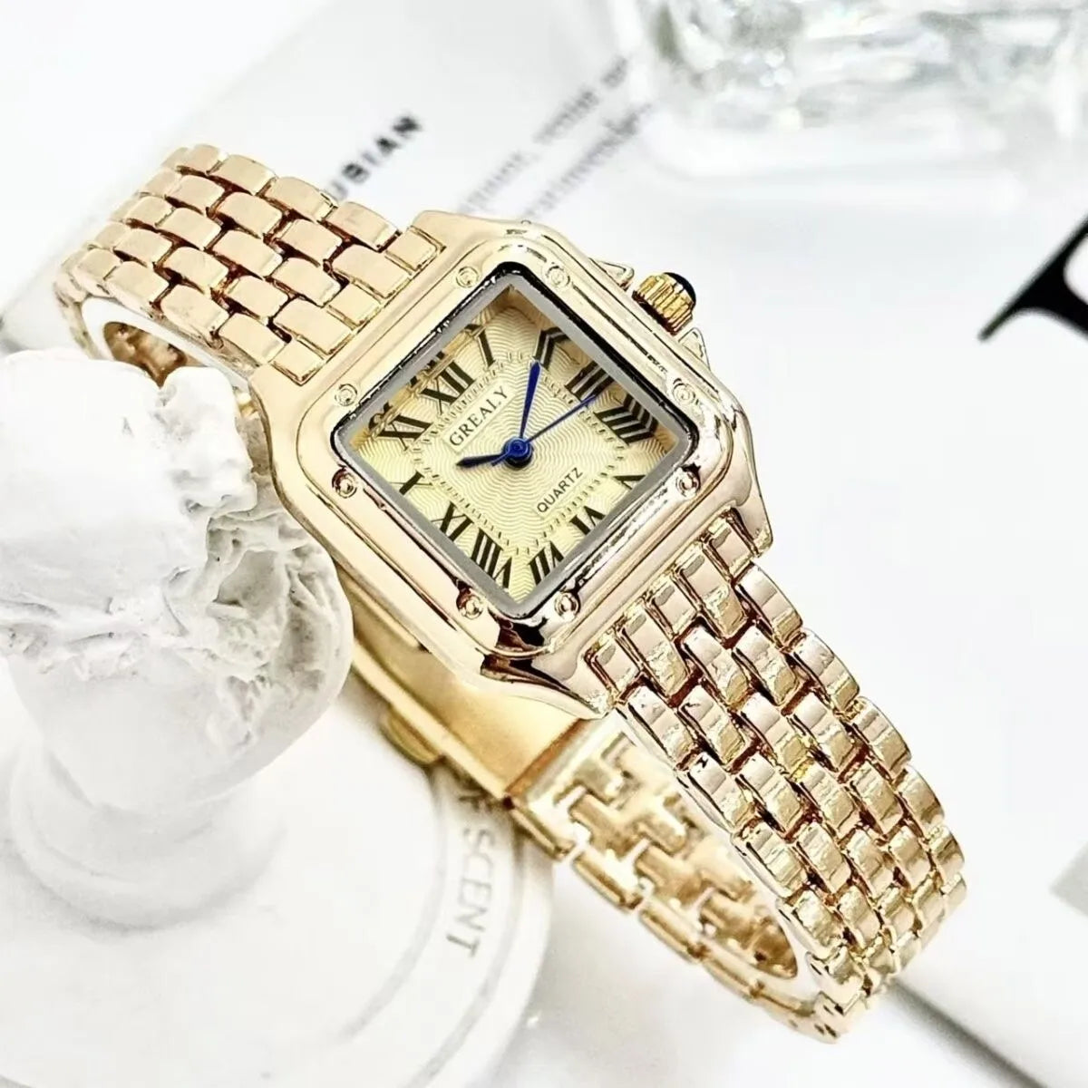 GREALY Women's Square Quartz Watch